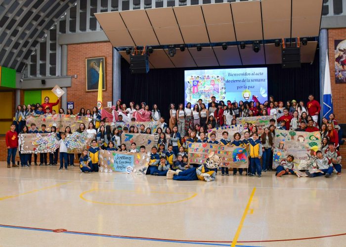 Cierre de la Semana por la Paz en el Colegio Santa Luisa