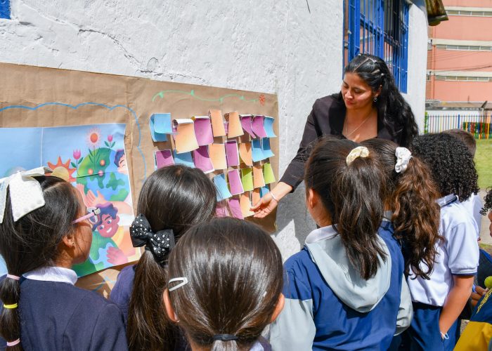 Estudiantes reflexionan sobre el cuidado del medio ambiente en la Semana de la Biodiversidad