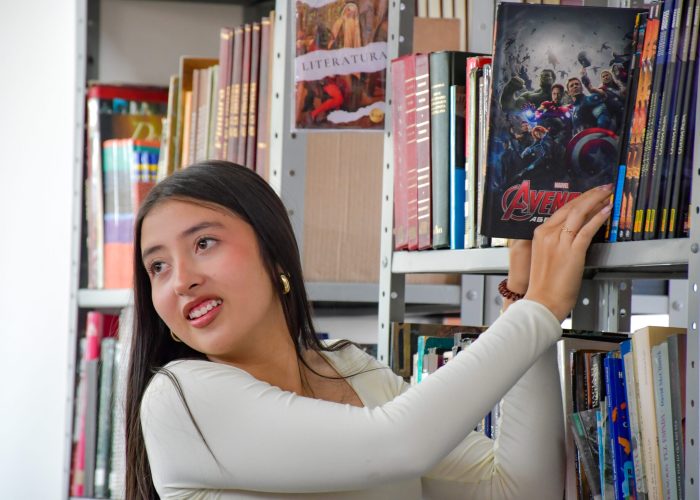 Inauguración de la Biblioteca San Roberto Belarmino