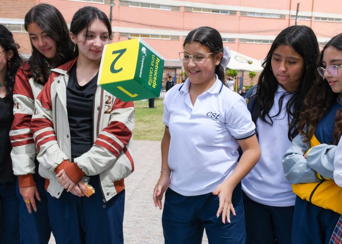 Estudiantes reflexionan sobre el cuidado del medio ambiente en la Semana de la Biodiversidad