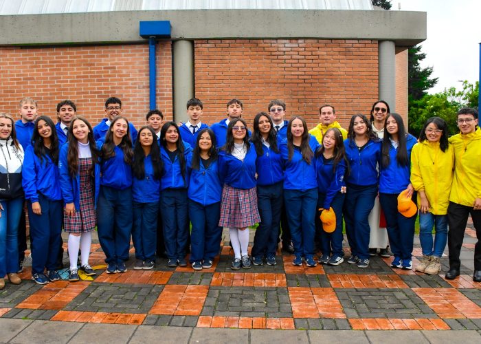 Comunidad Santa Luisa vivió significativa conmemoración de la Semana Mayor