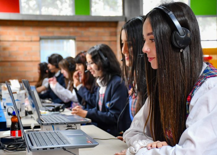 Inmersión Virtual con OAK School de Chicago