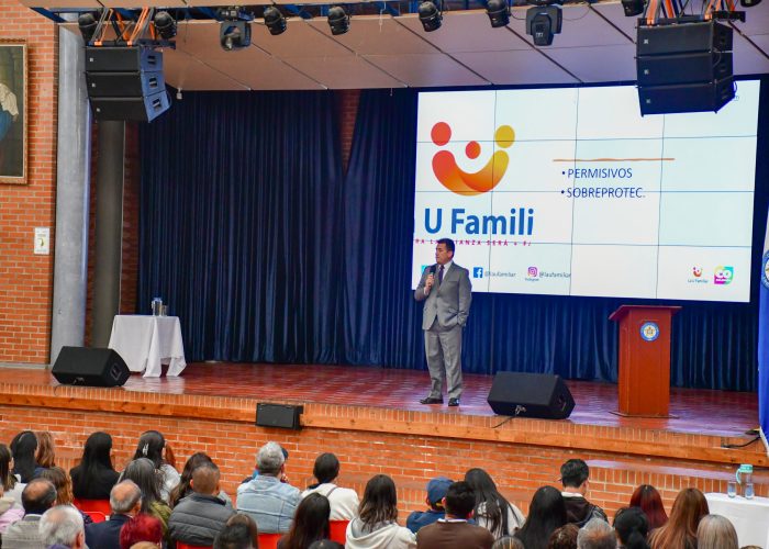 Escuela de Padres, límites, amor y estrategias para acompañar a nuestros hijos/as