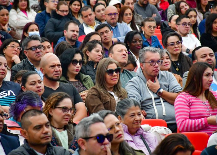 Escuela de Padres, límites, amor y estrategias para acompañar a nuestros hijos/as