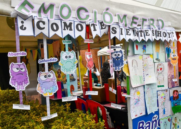 Familias fortalecen la educación emocional en jornada liderada por el SAE