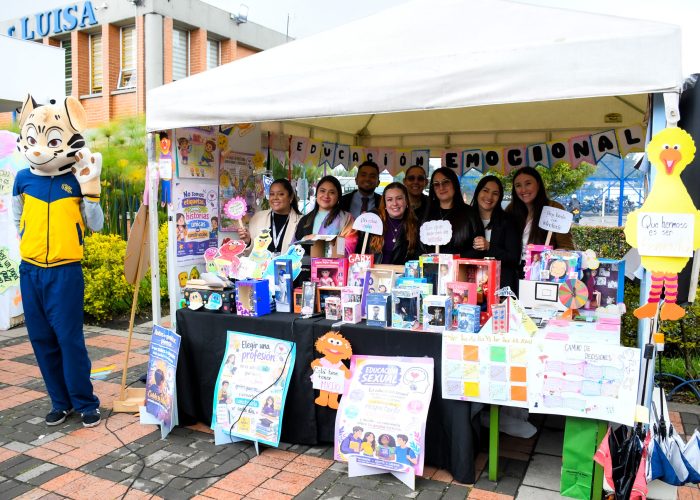 Familias fortalecen la educación emocional en jornada liderada por el SAE