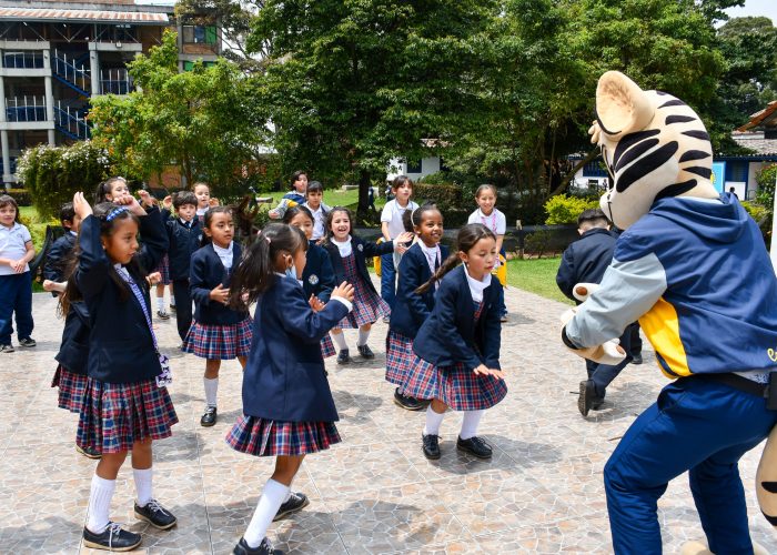 Celebración Día del Idioma