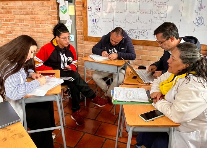 Comunidad Educativa participó activamente en los Foros Educativos Institucionales 2025