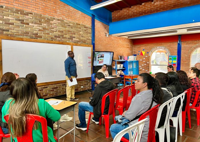 Comunidad Educativa participó activamente en los Foros Educativos Institucionales 2025