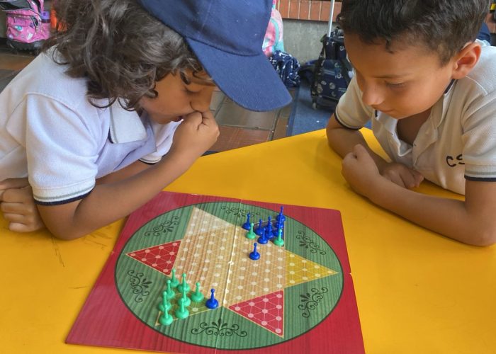 Programa ciudadanos creativos para una cultura de paz y lúdicas: Grados 2°, 10° y 11°
