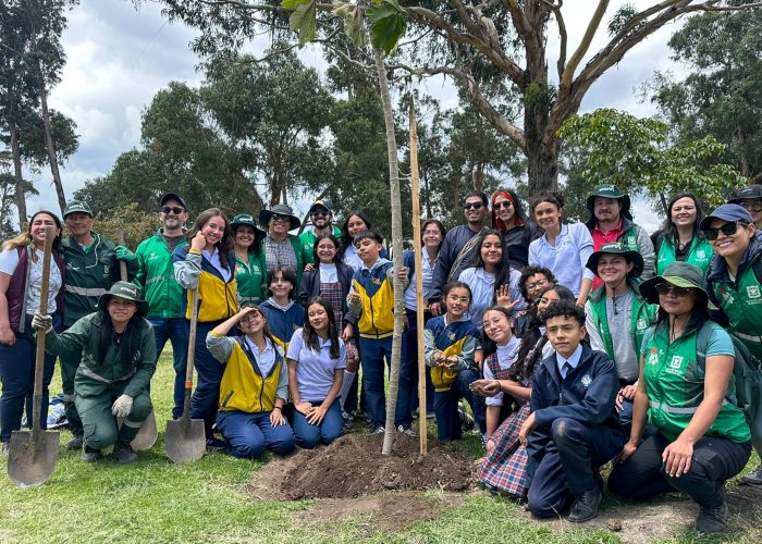 Nuestros estudiantes se unieron a la Jornada de Siembra por la Biodiversidad
