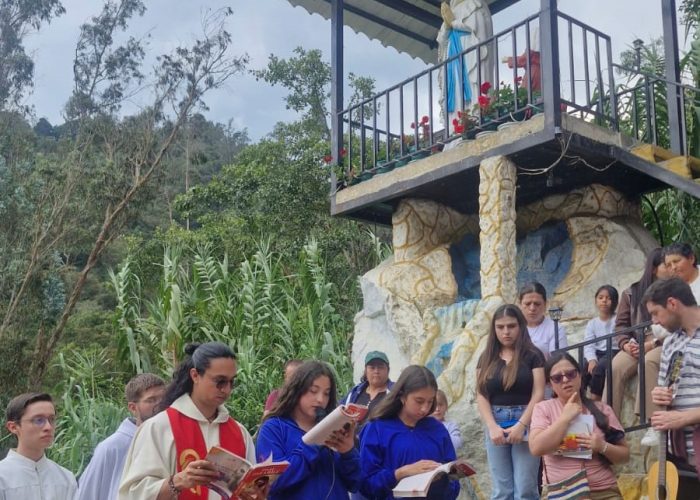 Campamento Misión Choachí Semana Santa