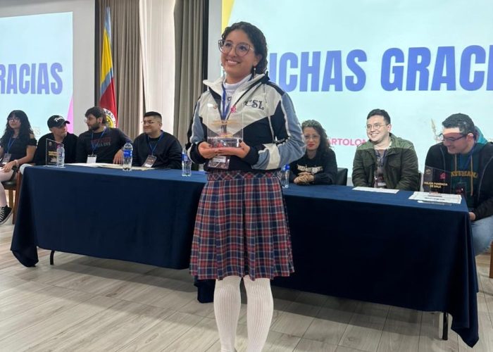 Participación de nuestros estudiantes en el IV Congreso de Filosofía del Colegio SBLM