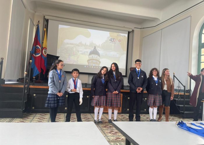 ¡Orgullo Santa Luisa en las Olimpiadas de Ciencias!