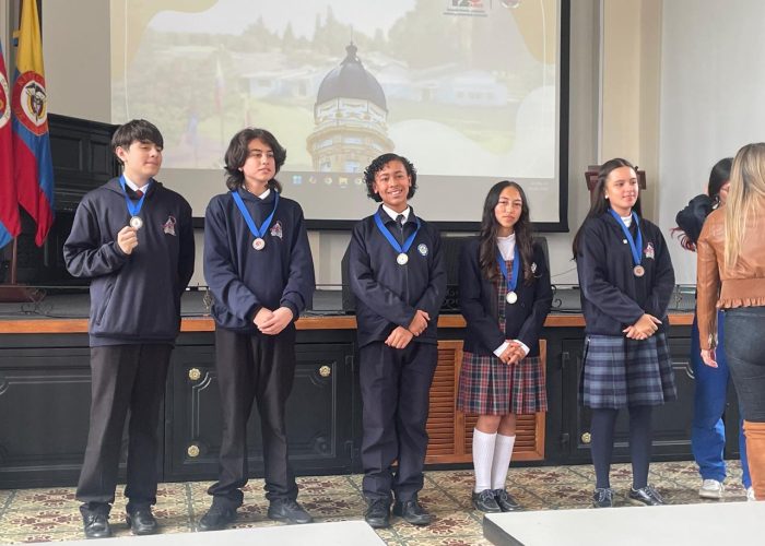 ¡Orgullo Santa Luisa en las Olimpiadas de Ciencias!