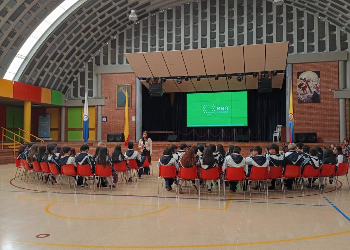Estudiantes de 11° participaron en el taller “Hazte presente para diseñar la vida”