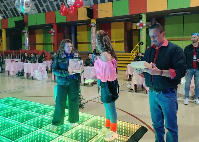 Una noche para recordar el amor al ritmo de los años 80